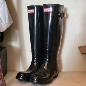 Hunter Black Glossy Rubber Rain Boot Tall